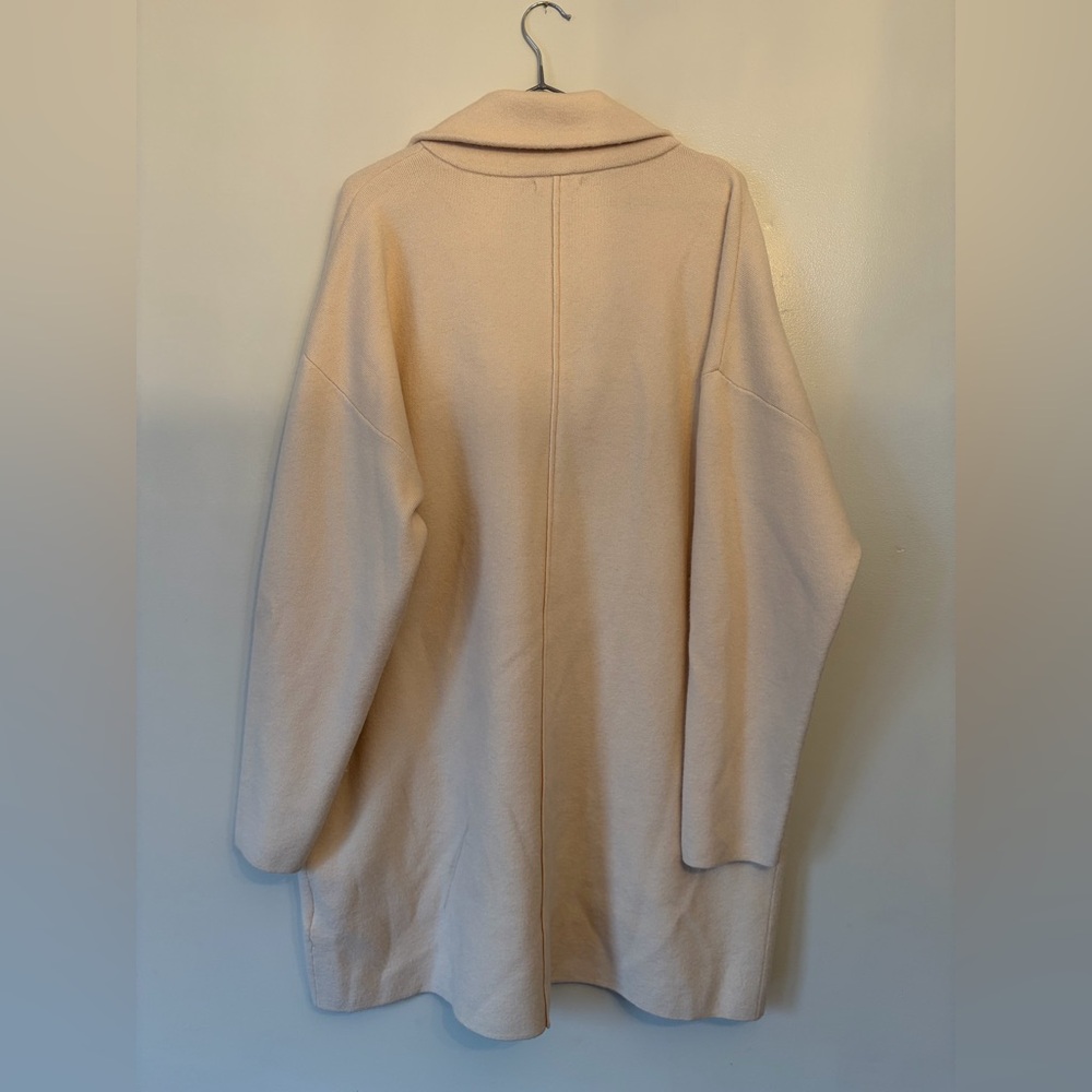 Cream Shacket - Picture 2 of 5